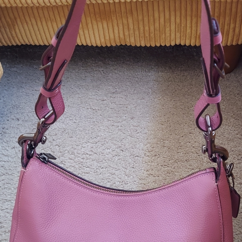 Coach Jess Hobo Rose Pink Pebbled Leather Shoulder Bag W/Gun Metal Hardware - Picture 13 of 16